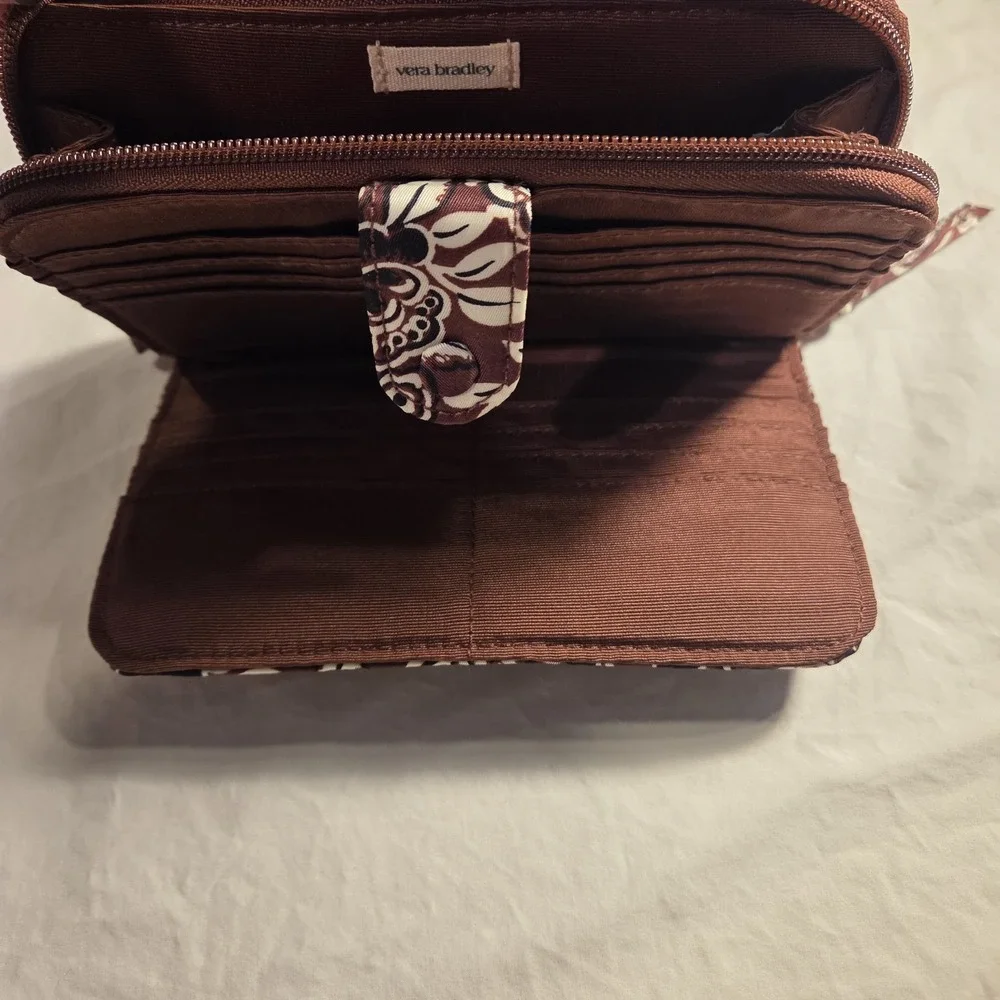 NEW Vera Bradley Large Tab Wallet Bubbly‎ Flowers Cinnamon, Brown Black Ivory